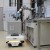 Mobile Roboterplattform an Arbeitsstation