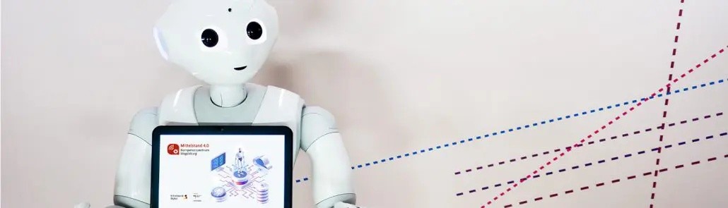 Der soziale, humanoide Roboter "Pepper" ist er ein sympathisches Beispiel für die Anwendung von KI.